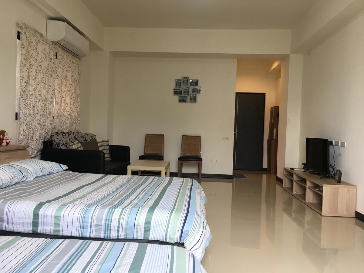 Taichung Hsr Homestay Buitenkant foto